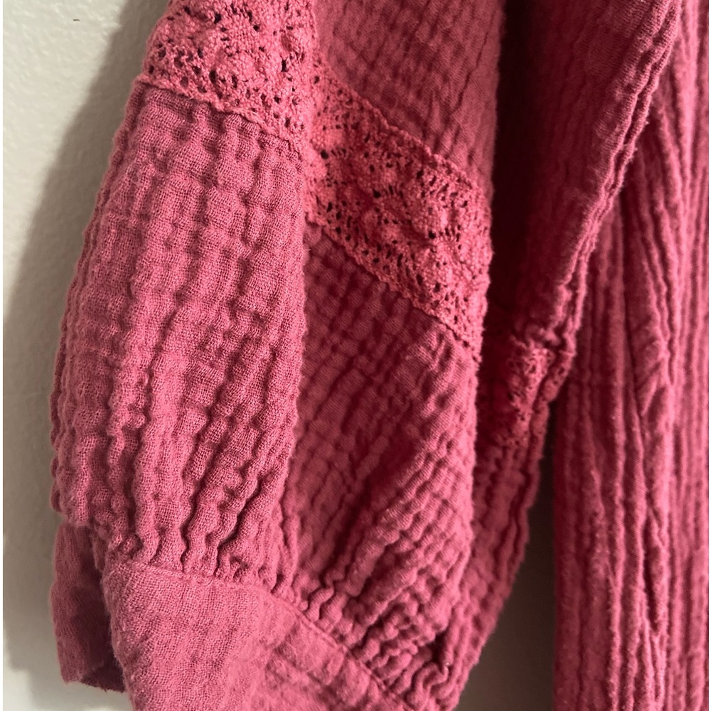 Used a few times, In perfect condition. Brand- Hidden Alley - Picture 4 of 4